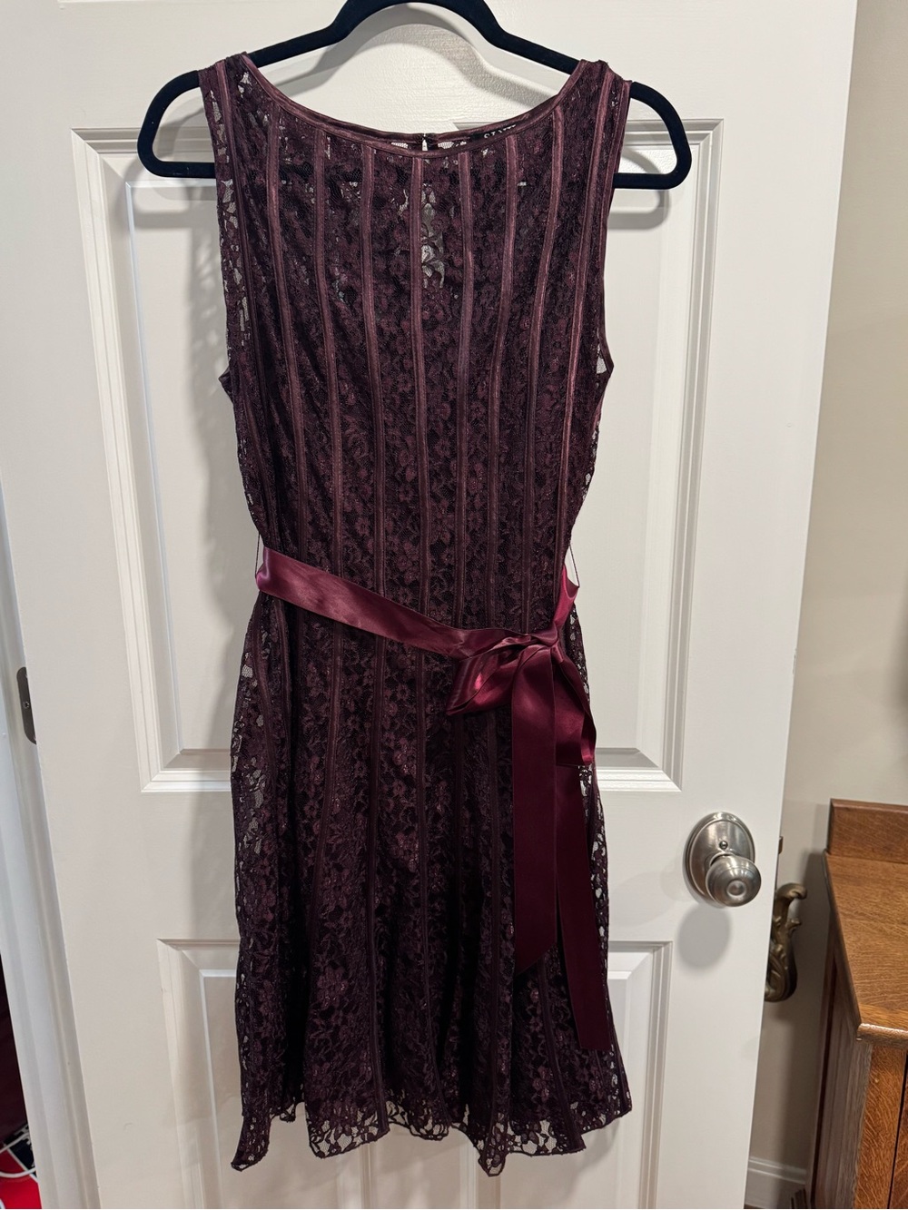 Women’s Lace Fit-and-Flare Dress in Deep Wine